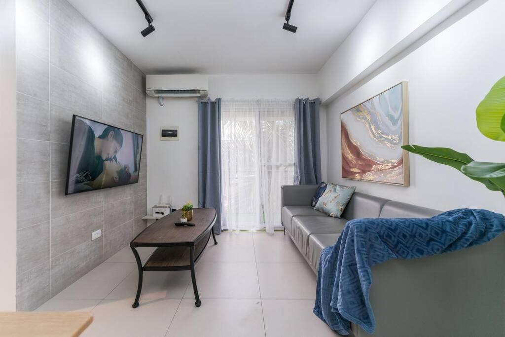 Airport Express Hostel E-527, 2 Minutes To Airport,Fast Wifi, Free Netflix Мактан Екстер'єр фото